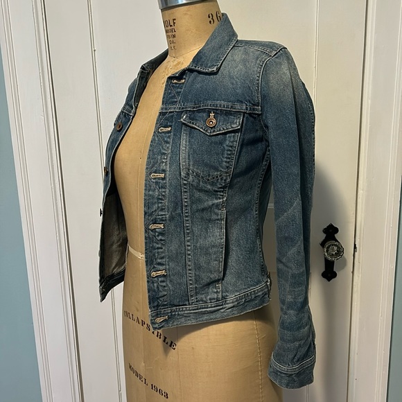 Madewell Denim Jacket - Picture 1 of 9